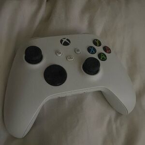 White controller